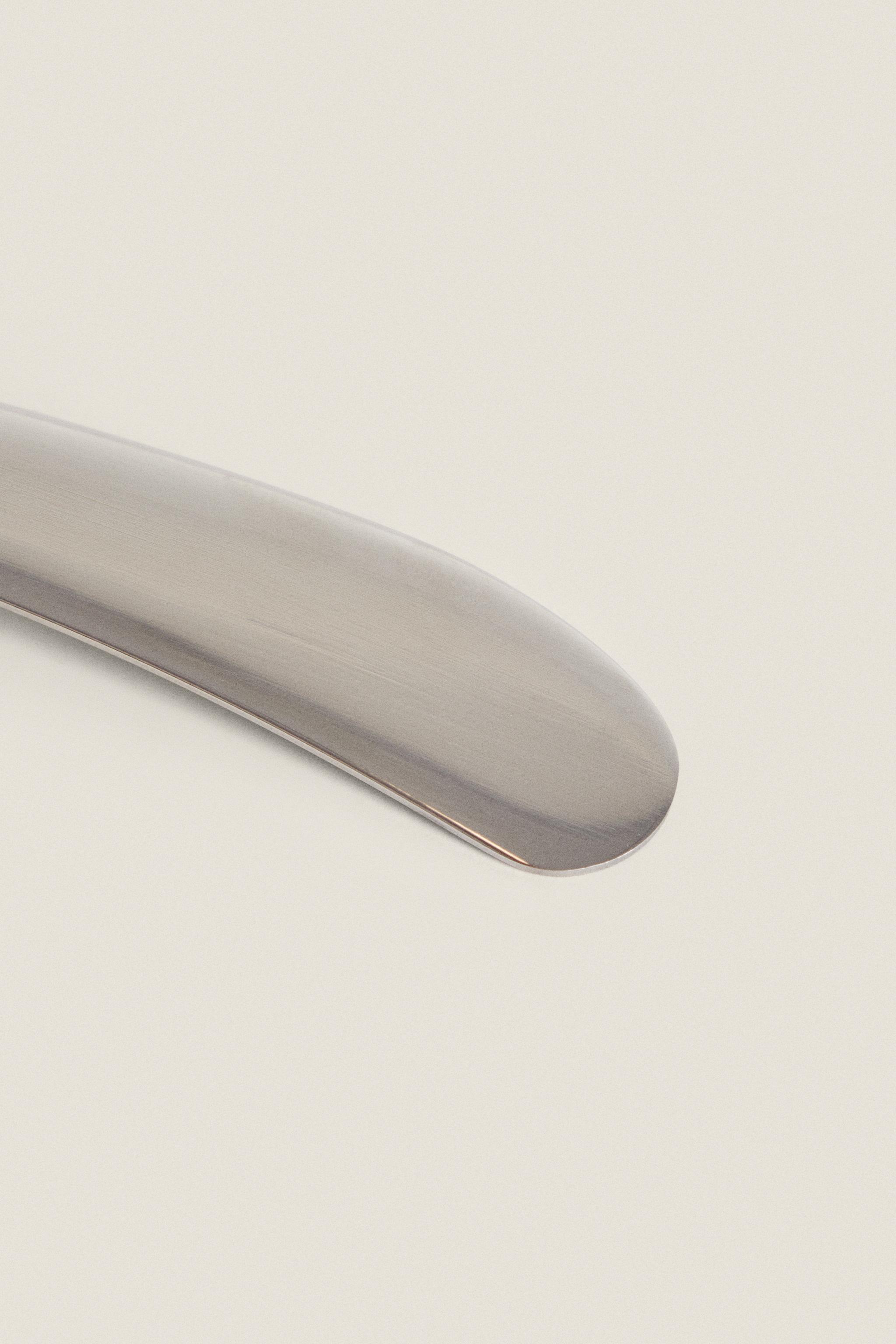 COUTEAU À BEURRE MANCHE COULEUR